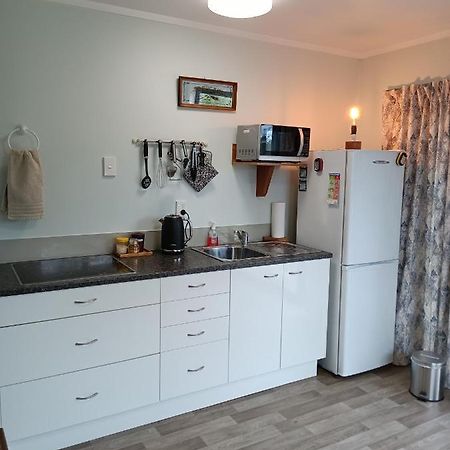 Apartament Flying Plate Saloon Waimate Zewnętrze zdjęcie