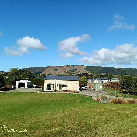 Apartament Flying Plate Saloon Waimate Zewnętrze zdjęcie
